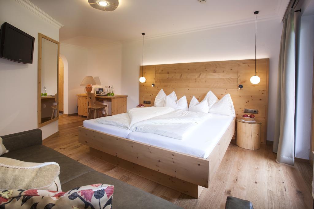 Natur- & Wanderhotel Tuxertal Номер фото