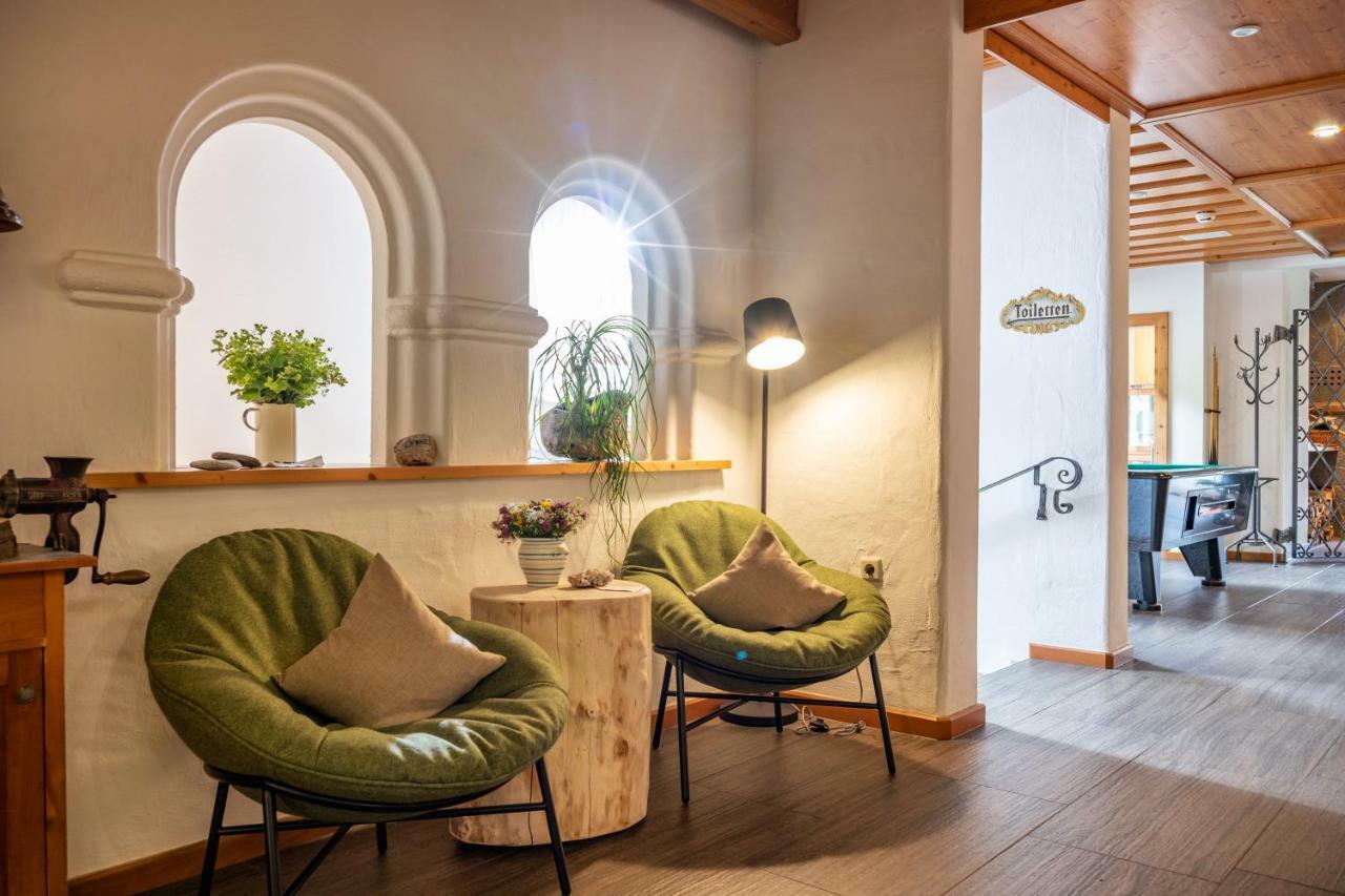 Natur- & Wanderhotel Tuxertal Екстер'єр фото