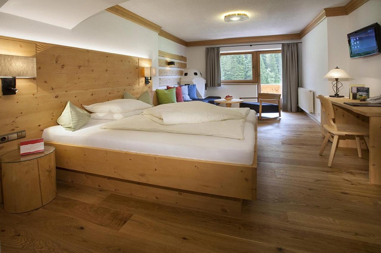 Natur- & Wanderhotel Tuxertal Номер фото